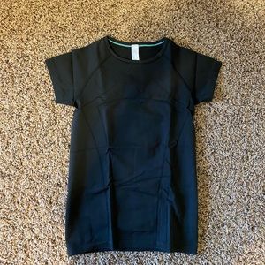 Girls ivivva black running shirt size 12